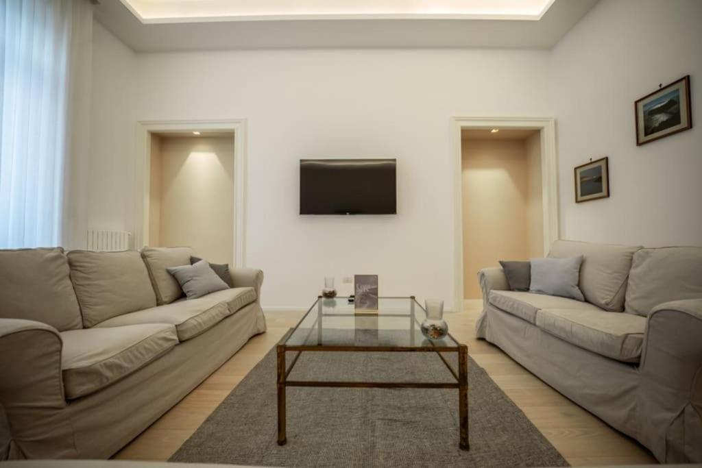 Luxury In Napels